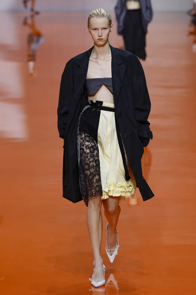 Prada весна-лето 2026