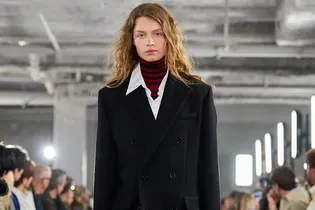 Как стилизовать водолазку этой весной