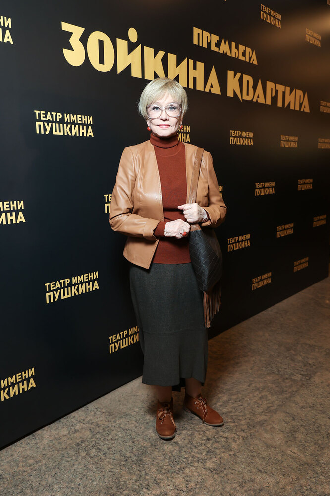 Вера Алентова