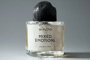 Спасители обесцвеченных волос, весенние ароматы и другие бьюти-новинки