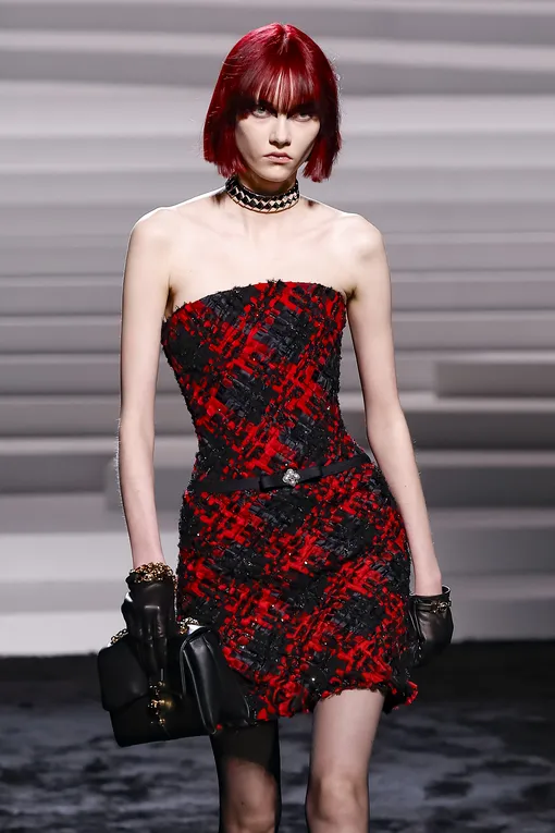 Versace осень-зима 2024/25 Versace осень-зима 2024/25