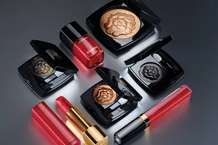 Хотим все: рождественская коллекция макияжа Maximalisme de Chanel