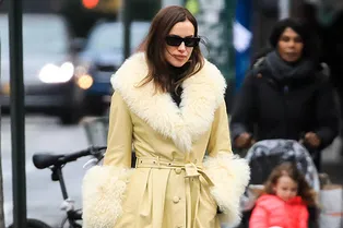Где купить пальто с меховыми оторочками, которое обожают все модницы