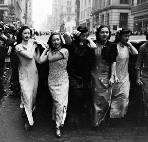 Протестующие китаянки в 1920-х годах