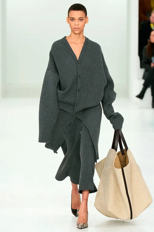 LOEWE осень-зима 2023/24 LOEWE осень-зима 2023/24