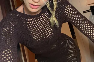 Ажурные вязаные платья — очень горячий тренд лета не для скромных