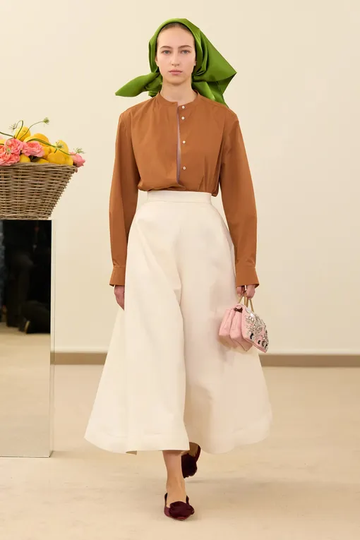 Giambattista Valli весна-лето 2026 Giambattista Valli весна-лето 2026