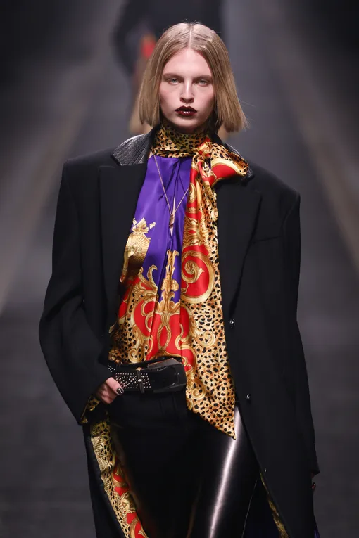 Versace осень-зима 2025/26 Versace осень-зима 2025/26