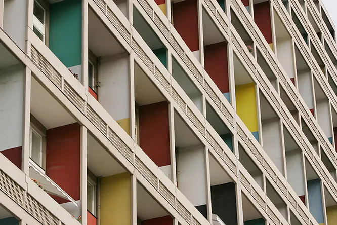 Ле Корбюзье. Жилая единица (Unit d&#39;Habitation) в Берлине. Построена в 1957 году
