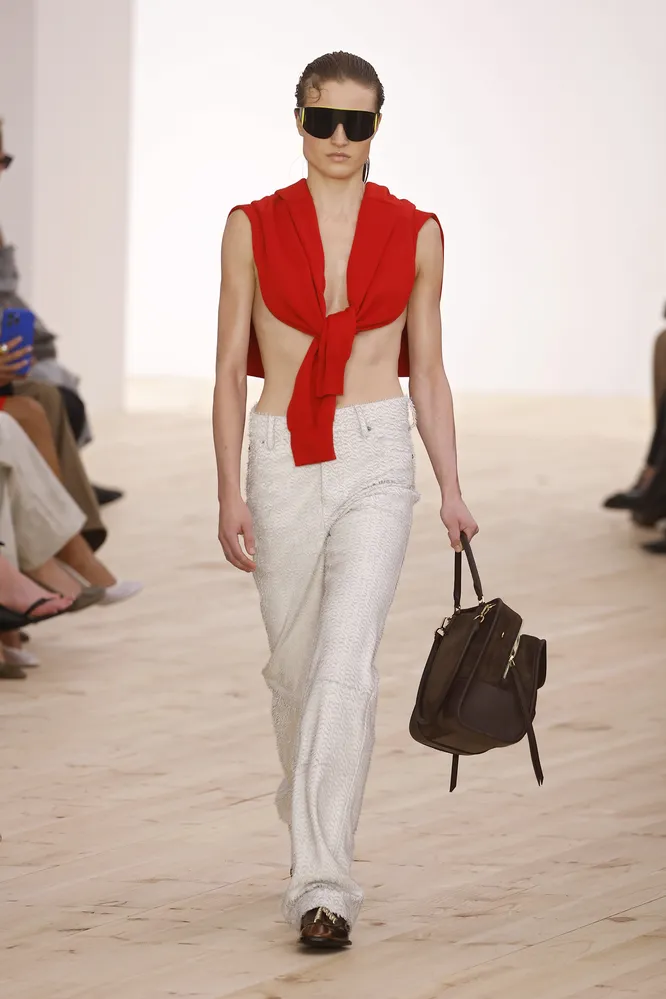 Loewe весна-лето 2026