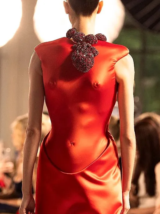Schiaparelli Haute Couture осень-зима 2025/26