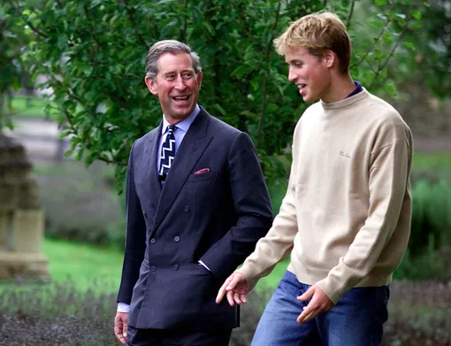 Принц Чарльз с сыном Уильямом, 2000