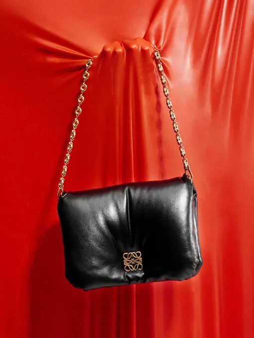 Сумка Goya Puffer, коллекция Loewe осень-зима 2022