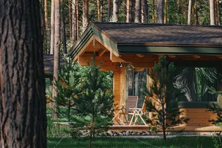 Хэллоуин в Греции и SPA-ритуалы на Алтае: где спасаться от осенней хандры