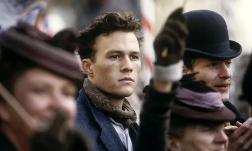 Кадр из фильма «Четыре пера»