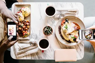 Как стать успешным фуд-блогером, если любишь еду, но не умеешь готовить