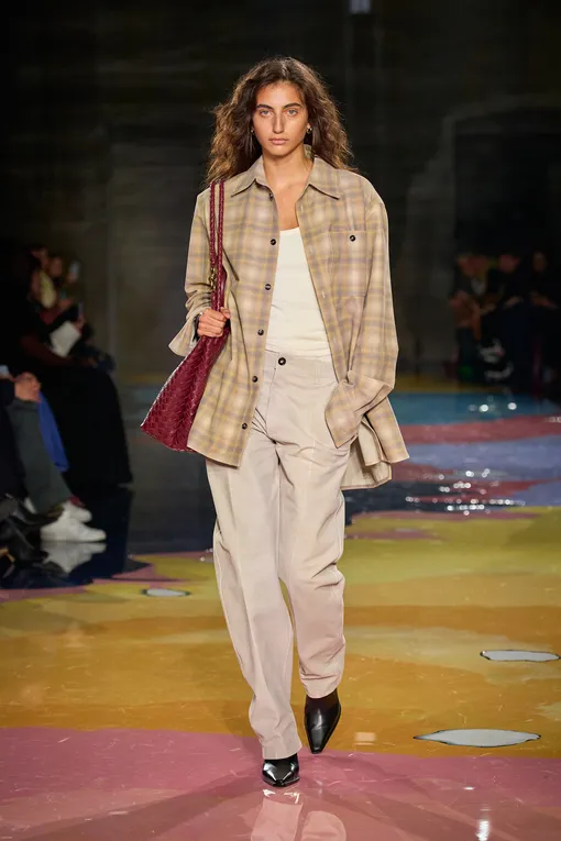 Bottega Veneta весна-лето 2023 Bottega Veneta весна-лето 2023