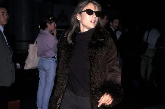 Как сочетать джинсы и дубленку