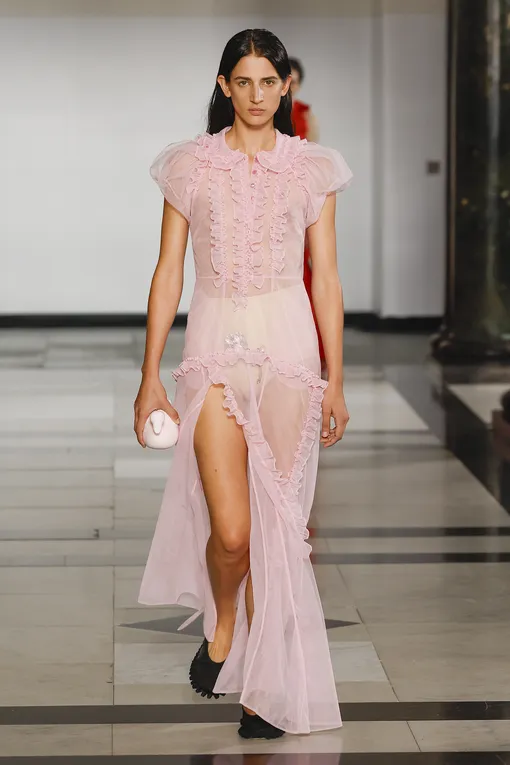 Simone Rocha весна-лето 2025