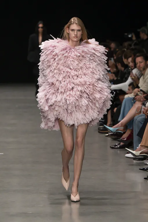 Stella McCartney весна-лето 2026 Stella McCartney весна-лето 2026