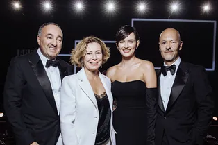 Федор Бондарчук, Паулина Андреева и Александр Роднянский на церемонии закрытия ежегодного кинофестиваля «Кинотавр»