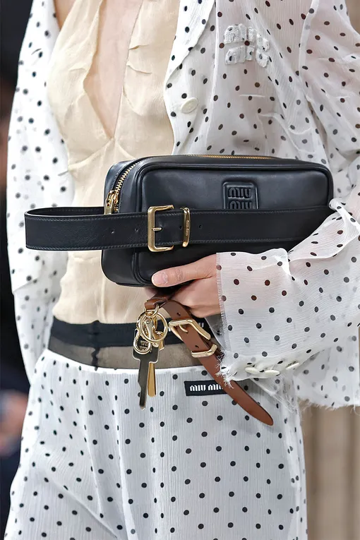 MIU MIU осень-зима 2023/24 MIU MIU осень-зима 2023/24