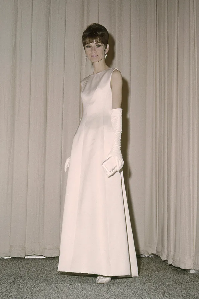 Одри Хепберн на церемонии 'Оскар', 1965 год