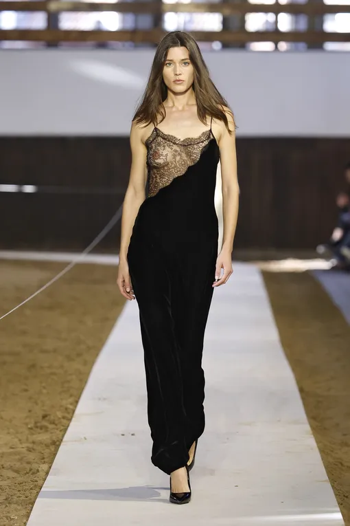 Stella McCartney осень-зима 2026/27 Stella McCartney осень-зима 2026/27