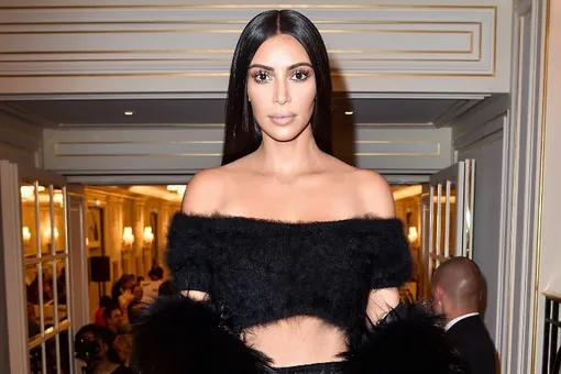Ограбление Ким Кардашьян в Париже превратили в костюм для Хэллоуина