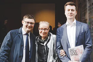 Ольга Свиблова и Василий Церетели на открытии биеннале молодого искусства