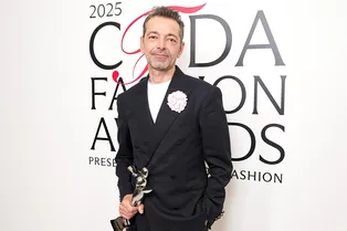 Питер Мюлье — новый креативный директор Versace