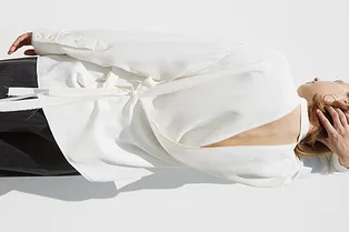 Дизайнер Hood By Air Шейн Оливер создаст специальную коллекцию для Helmut Lang Дизайнер Hood By Air Шейн Оливер создаст специальную коллекцию для Helmut Lang