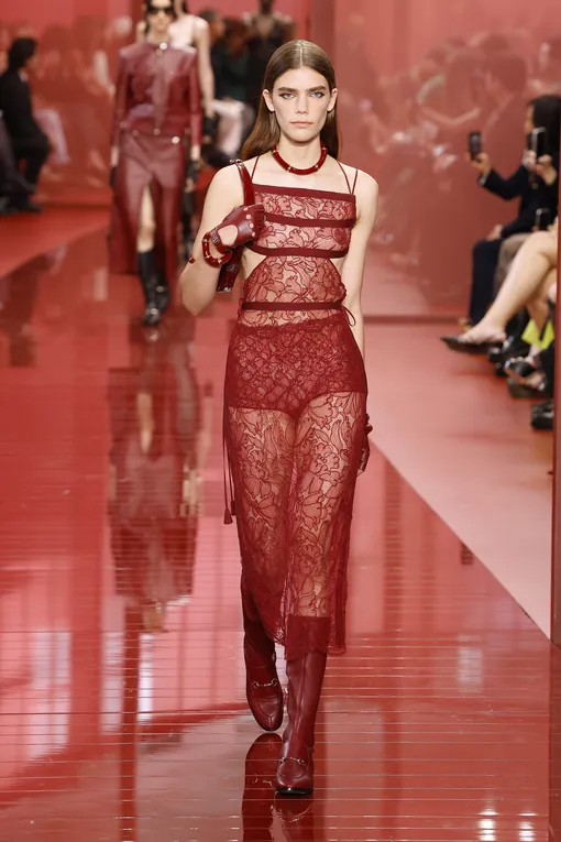 Gucci весна-лето 2025 Gucci весна-лето 2025