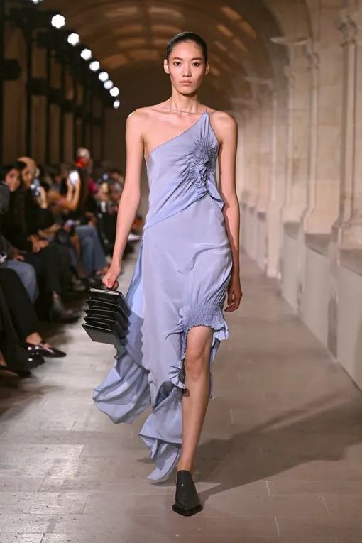 Victoria Beckham весна-лето 2026 Victoria Beckham весна-лето 2026