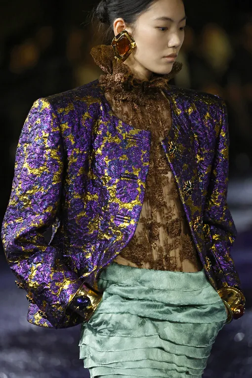 Saint Laurent весна-лето 2025