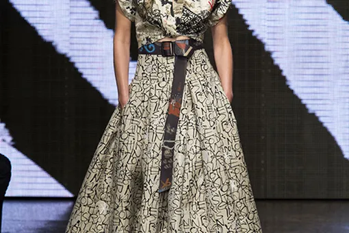 Показ Donna Karan New York весна-лето 2015