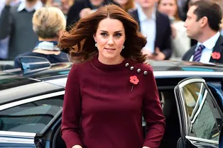 Новый безупречный выход беременной Кейт Миддлтон