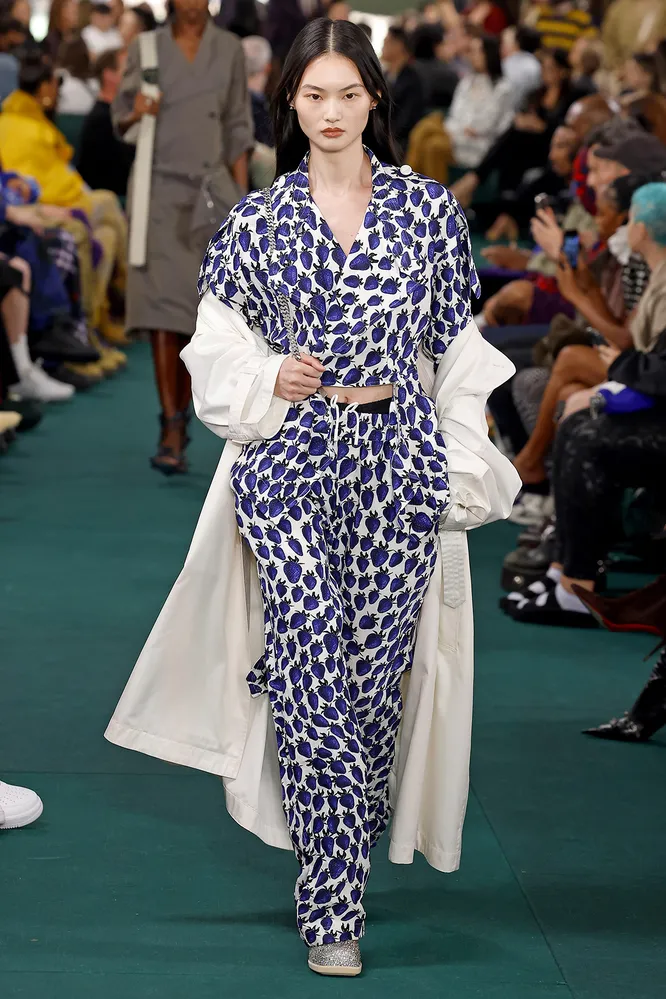 BURBERRY весна-лето 2024 BURBERRY весна-лето 2024