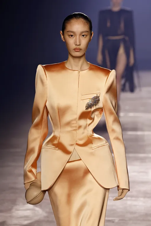 Mugler весна-лето 2026