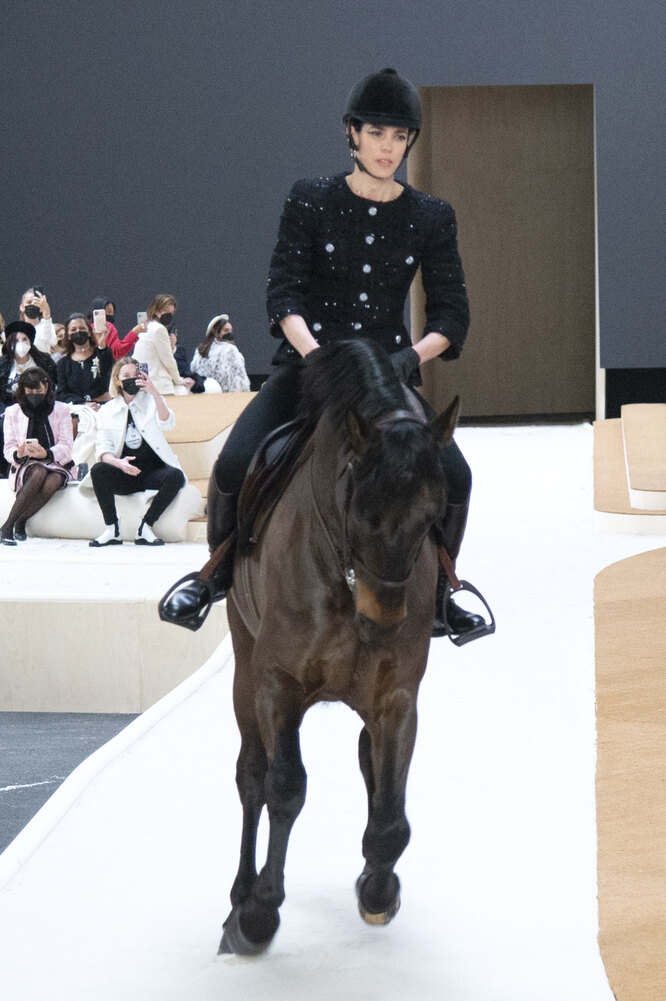 Chanel Haute Couture весна-лето 2022 Chanel Haute Couture весна-лето 2022