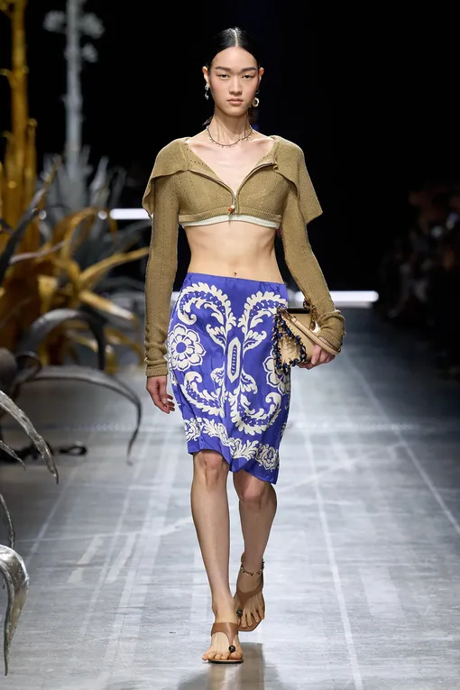 Etro весна-лето 2025 Etro весна-лето 2025