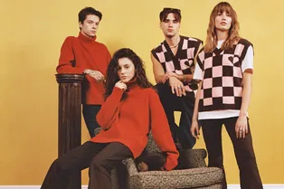 Любовь и Гармония: 5 удобных и стильных образов, которые мы с удовольствием заберем в Новый год