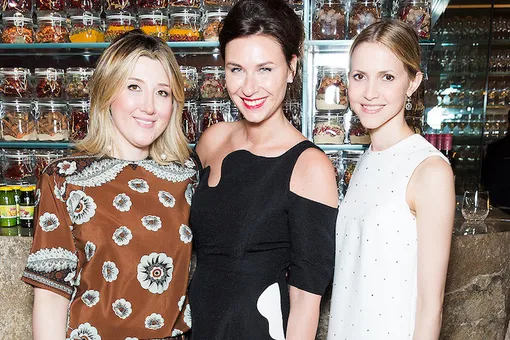 Вечер в ресторане Azia Вечер в ресторане Azia