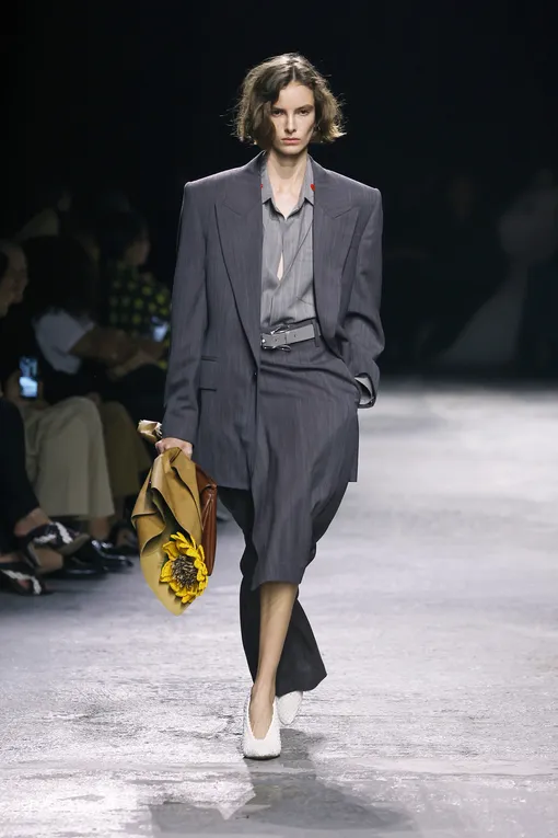 Bottega Veneta весна-лето 2025