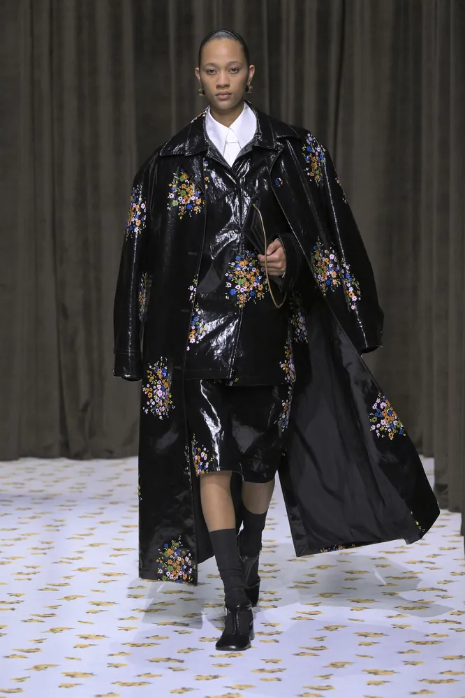 Jil Sander весна-лето 2025 Jil Sander весна-лето 2025
