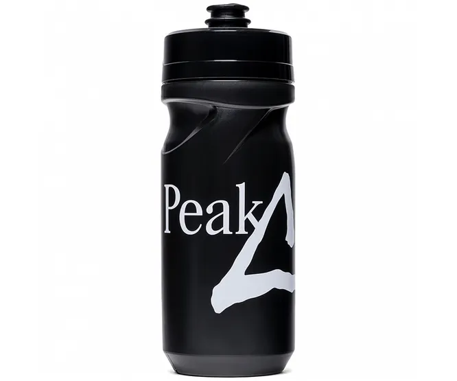 Бутылка для воды PEAK, 490 руб.