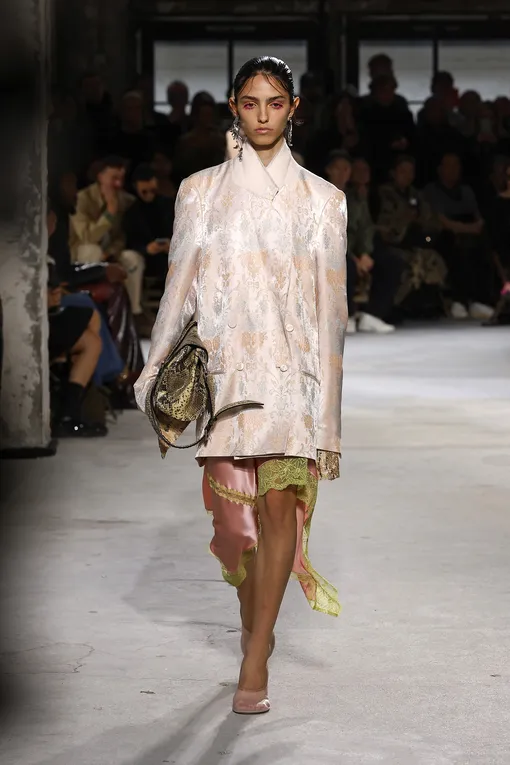 Dries Van Noten весна-лето 2025