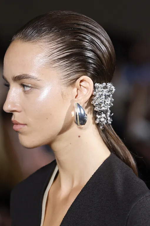 Tory Burch весна-лето 2024 Tory Burch весна-лето 2024