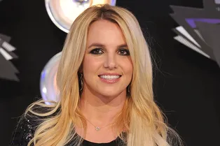 Бритни Спирс анонсировала выход собственного фильма «Идол». Вероятно, он будет посвящен ее борьбе за свободу от опеки отца