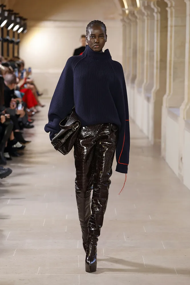 VICTORIA BECKHAM осень-зима 2023/24